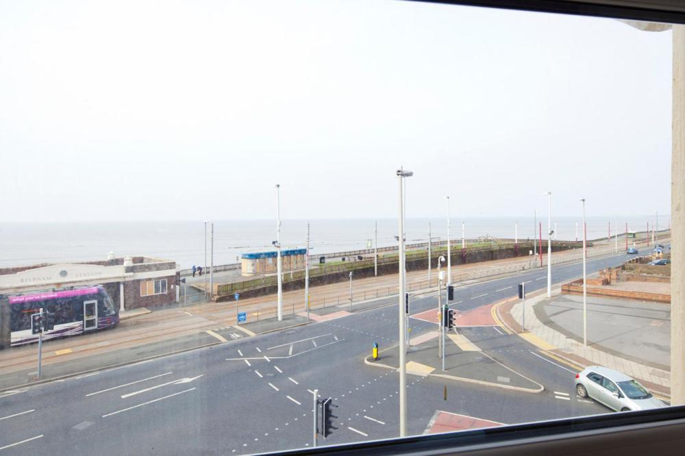 Queens Mansions: Empress Suite Blackpool Dış mekan fotoğraf